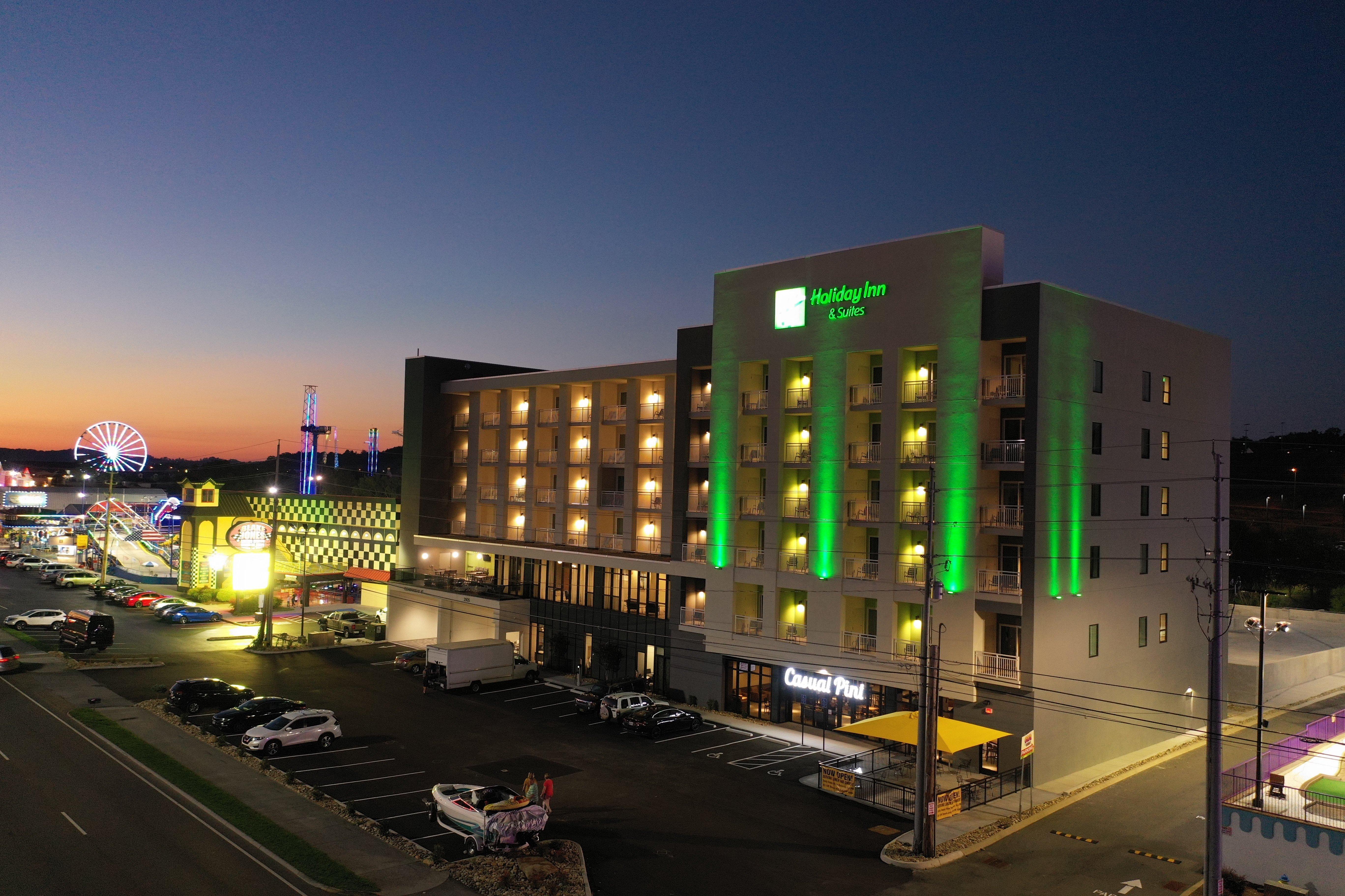 Holiday Inn & Suites Pigeon Forge Convention Center, An Ihg Hotel Bagian luar foto