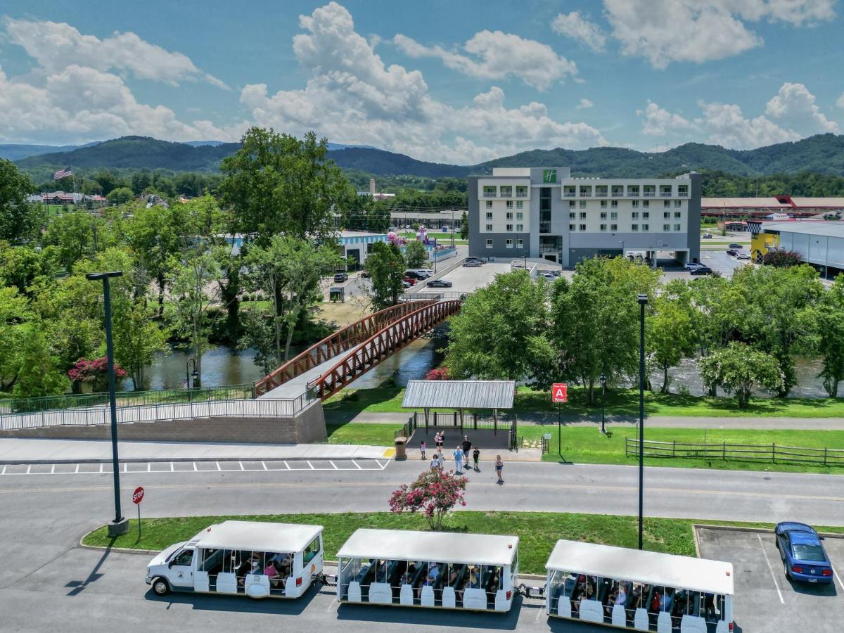 Holiday Inn & Suites Pigeon Forge Convention Center, An Ihg Hotel Bagian luar foto