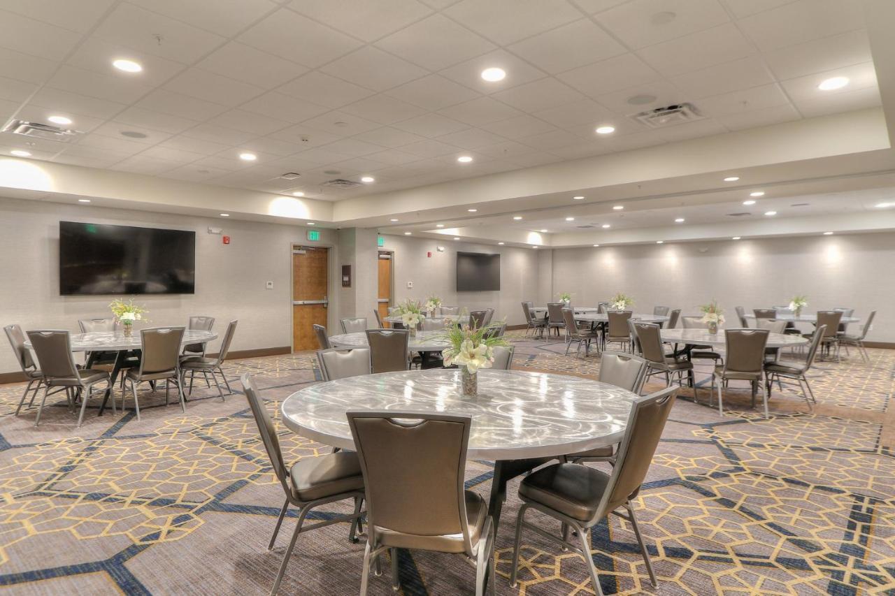 Holiday Inn & Suites Pigeon Forge Convention Center, An Ihg Hotel Bagian luar foto